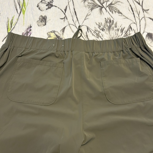 Style & Co pull on cargo pants - Picture 6 of 9